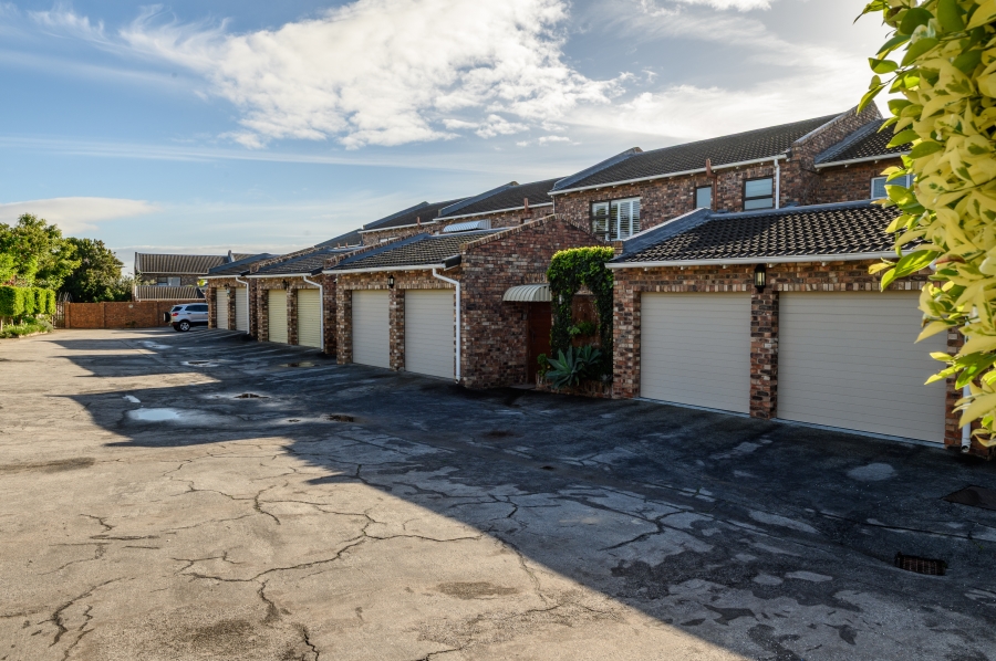3 Bedroom Property for Sale in Humewood Eastern Cape